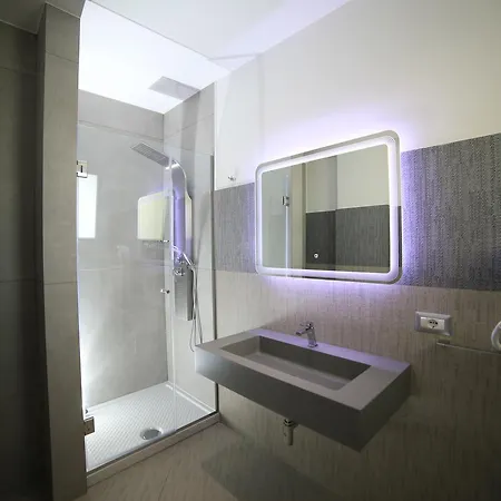 Edonic 3* Porto Cesareo