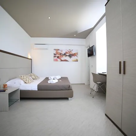 Edonic ベッド・アンド・ブレックファスト