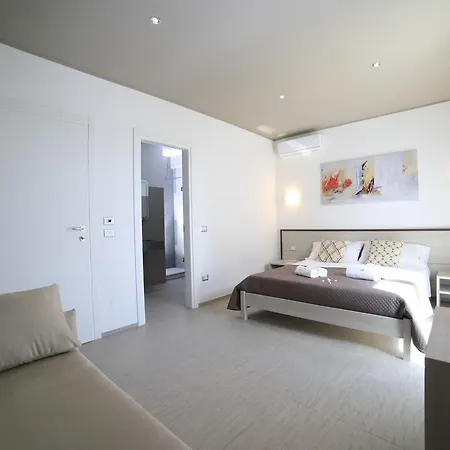 Edonic ベッド・アンド・ブレックファスト ポルト・チェザーレオ